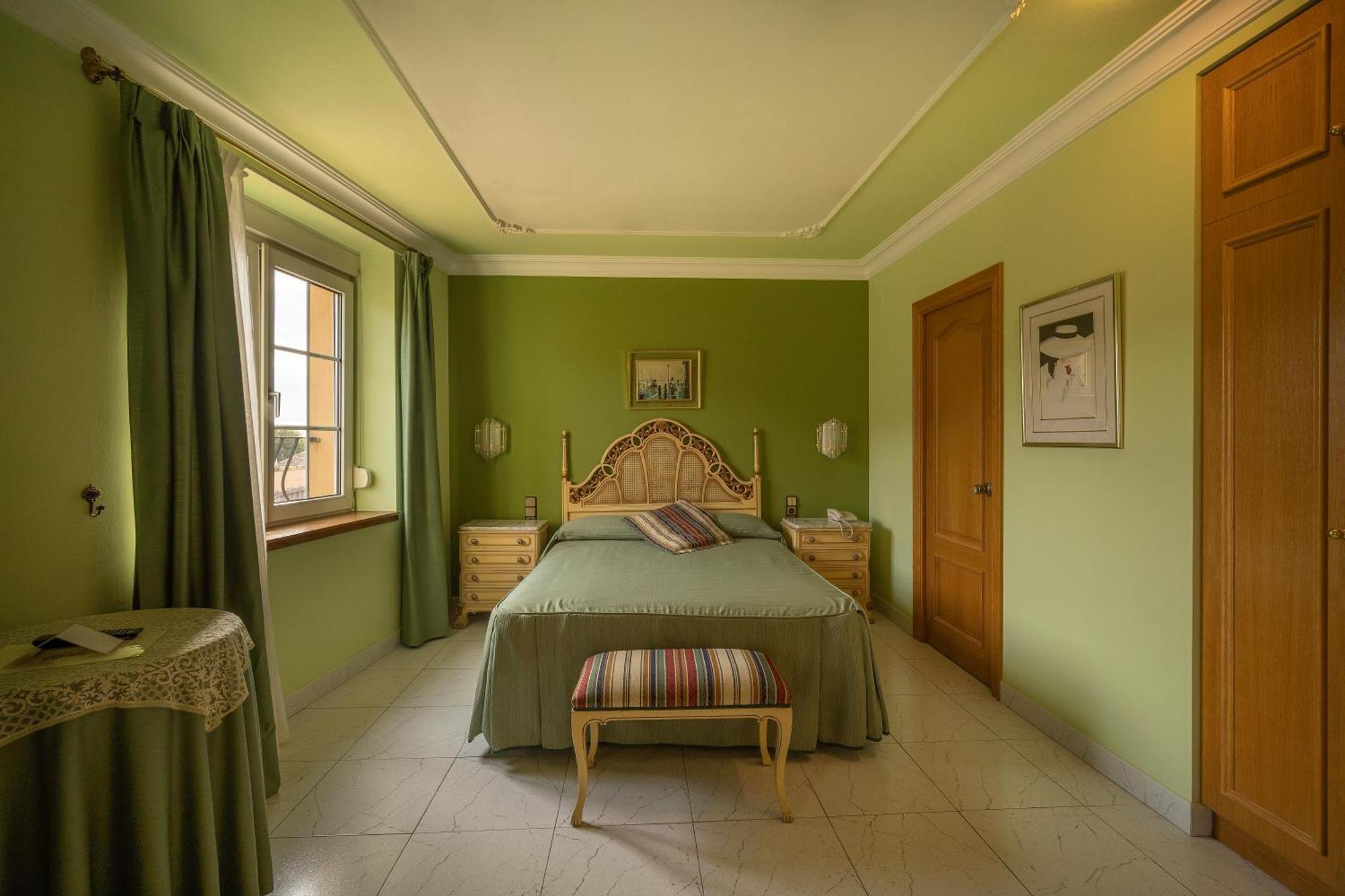 Capellades Hotel Tall De Conill מראה חיצוני תמונה