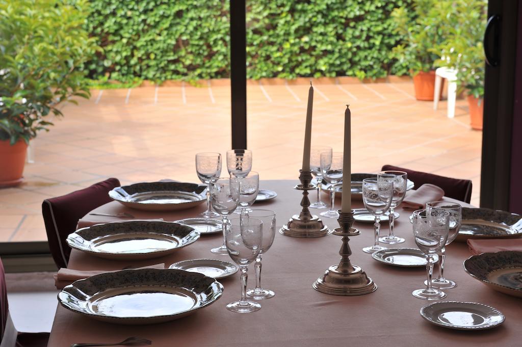 Capellades Hotel Tall De Conill מראה חיצוני תמונה