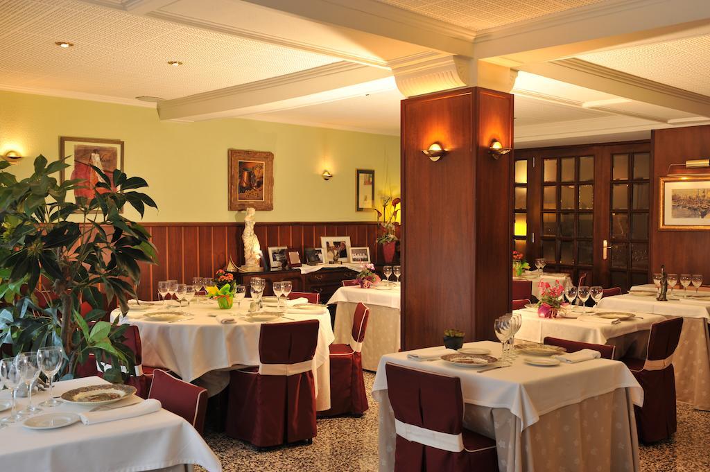 Capellades Hotel Tall De Conill מראה חיצוני תמונה